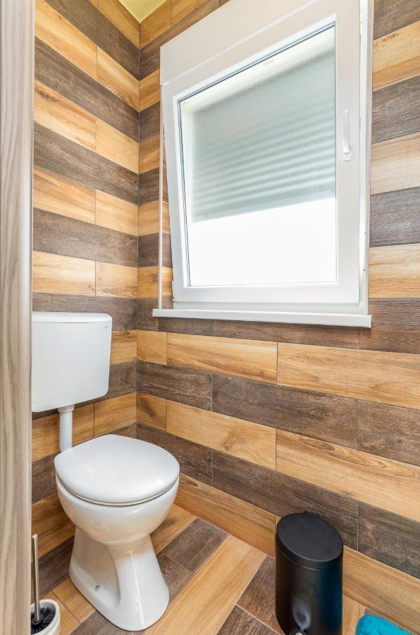 Apartmani Monte Pula Luaran gambar