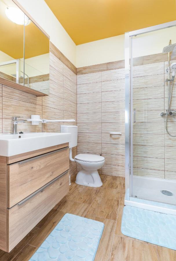 Apartmani Monte Pula Luaran gambar